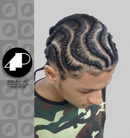 Trança enraizada desenhada